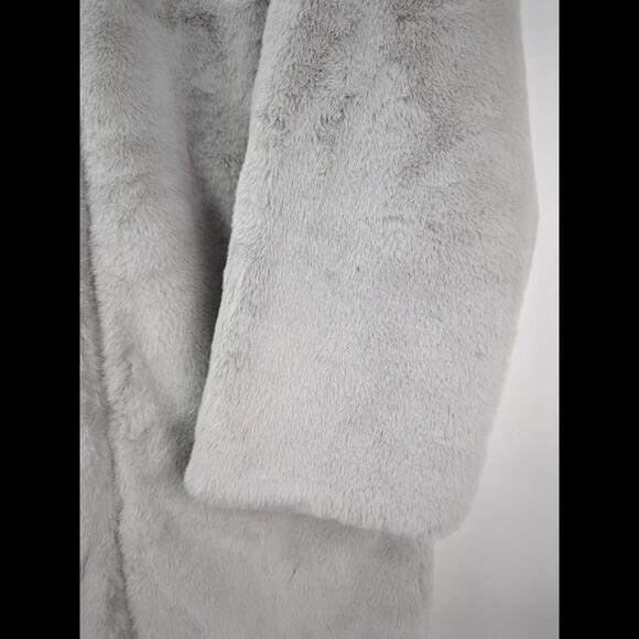 [SOLD] NEW NIKE Women's Sz S Gray FAUX FUR Swoosh Long Jacket (DQ6838 012) - Picture 4 of 8